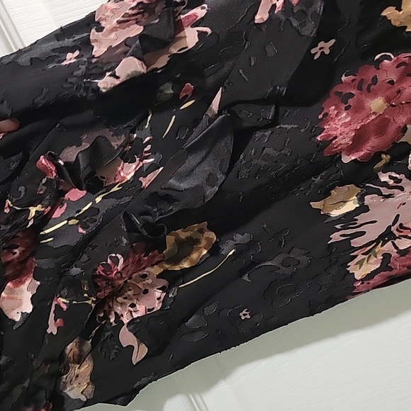 Robbie Bee size 6 floral dress - Picture 3 of 4